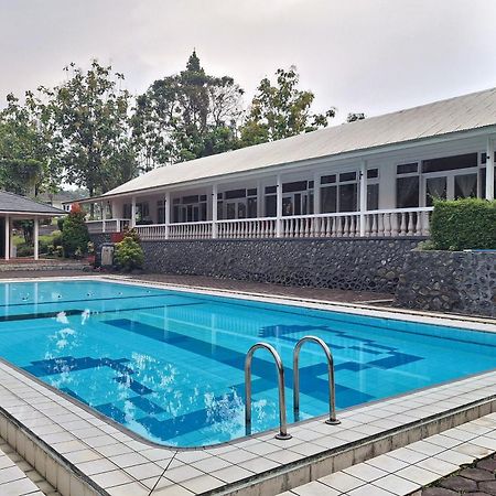 Reddoorz Resort At Tridaya Cisarua Puncak ภายนอก รูปภาพ