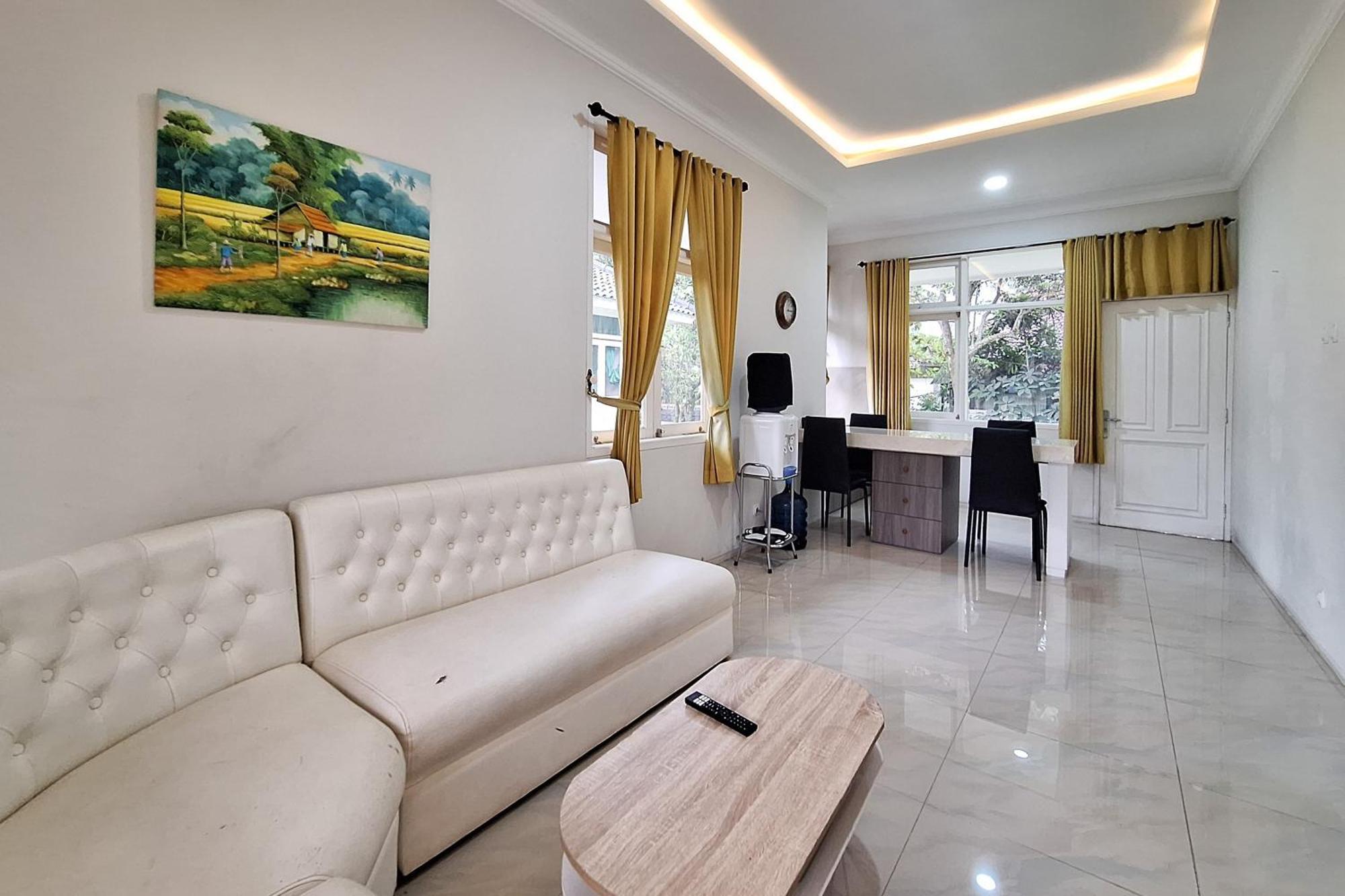 Reddoorz Resort At Tridaya Cisarua Puncak ภายนอก รูปภาพ